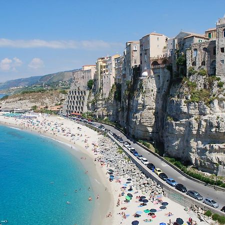 Hotel Il Lungomare Zambrone Buitenkant foto